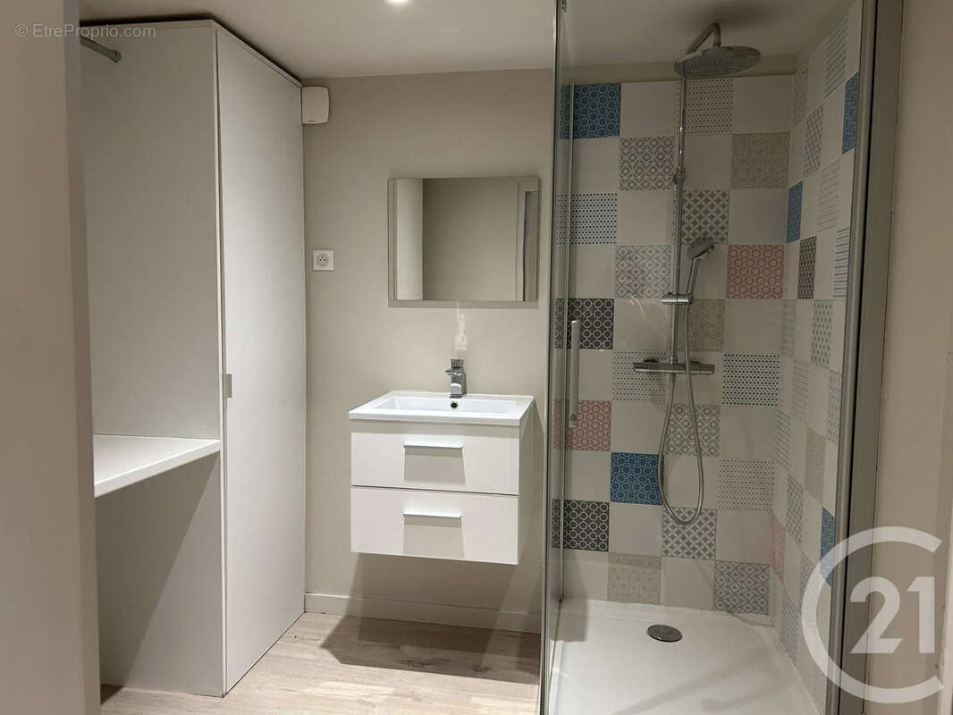 Appartement à SAINT-MAUR-DES-FOSSES