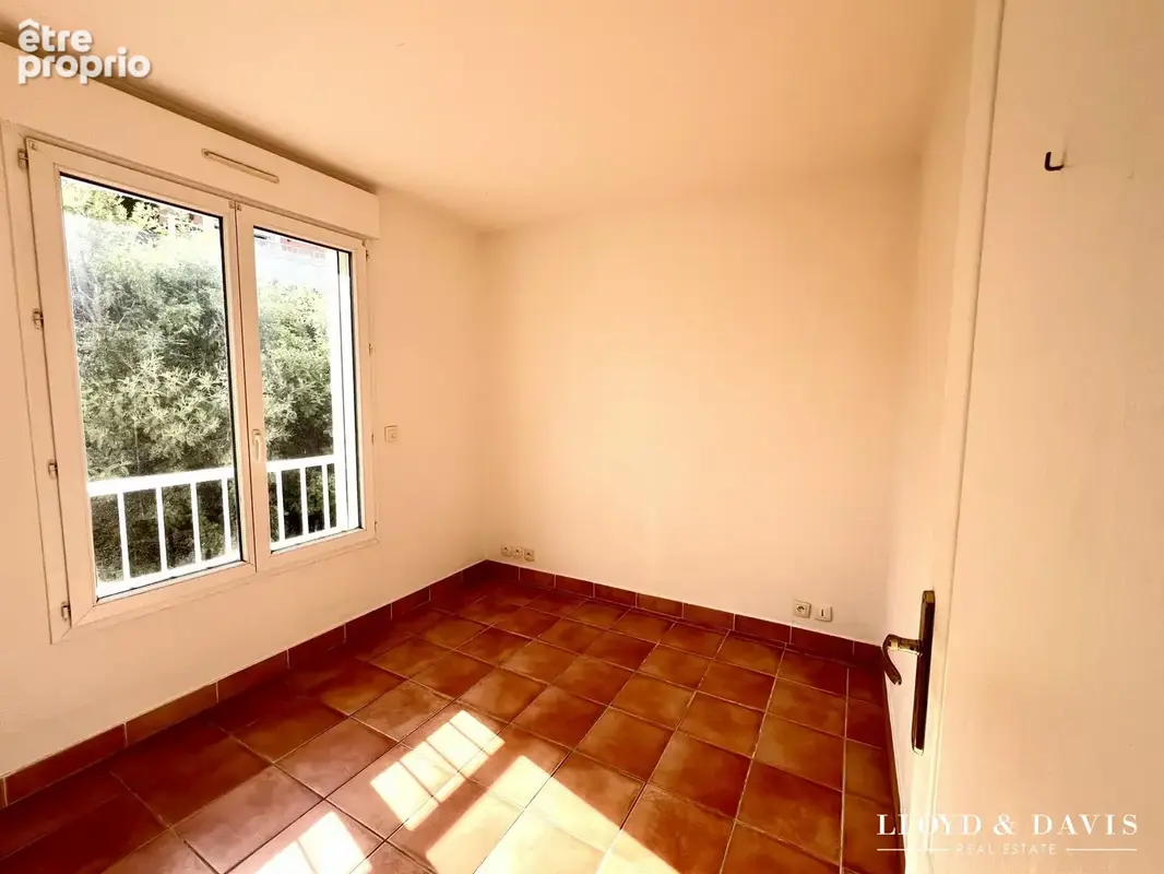 Maison 5 pièces 107 m² à vendre à Montauroux (83440) - photo 8