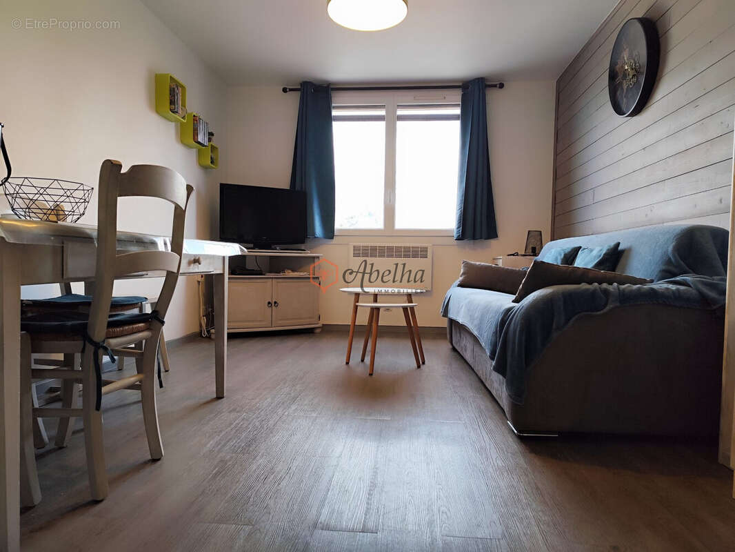 Appartement à SAINT-LEGER-LES-MELEZES