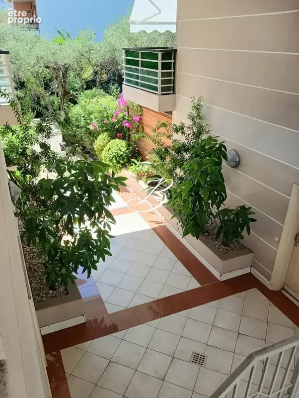 Appartement 3 pièces 64 m² à vendre à Cannes (06400) - photo 3