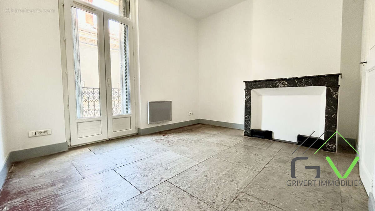 Appartement à NIMES