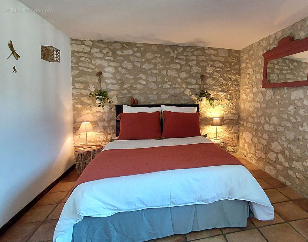 Maison à BAGAT-EN-QUERCY
