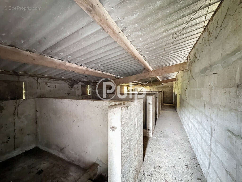 Maison à ESTREES-LES-CRECY