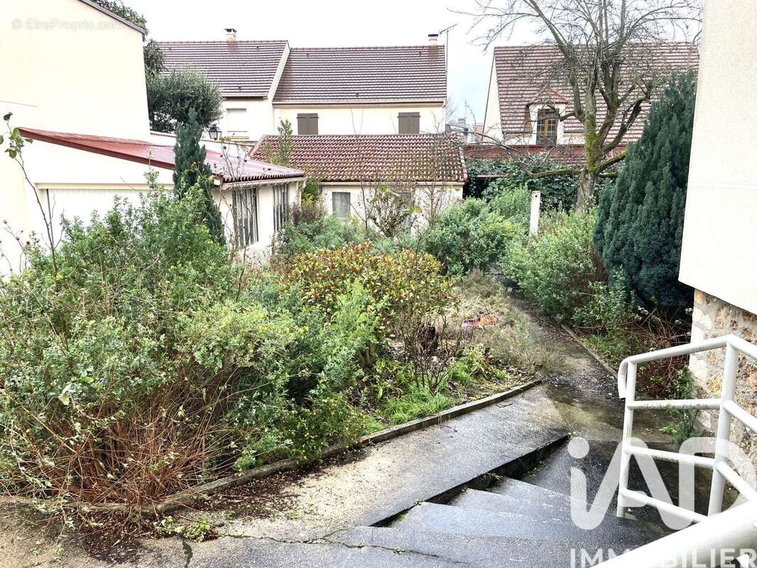 Photo 7 - Maison à VILLEJUIF