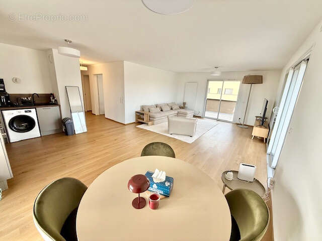 Appartement à FERNEY-VOLTAIRE