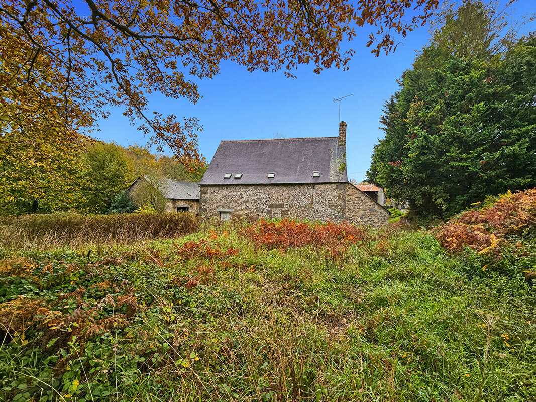 Maison à SENS-DE-BRETAGNE
