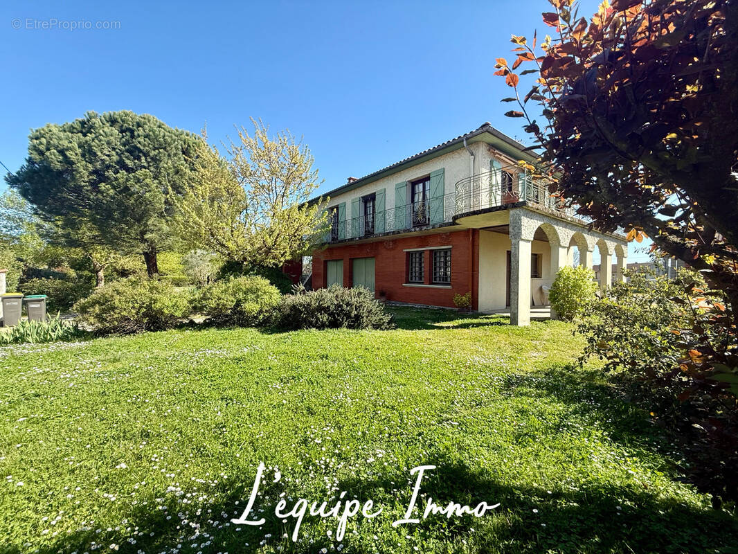 Maison à BRAX