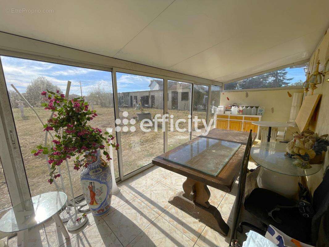 Maison à MOULIN-NEUF