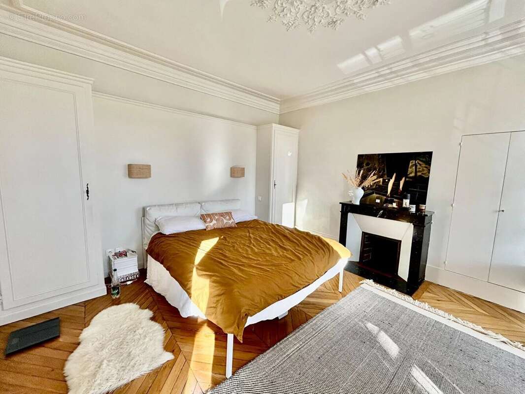 Appartement à VERSAILLES