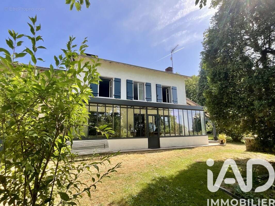 Photo 1 - Maison à RILHAC-RANCON