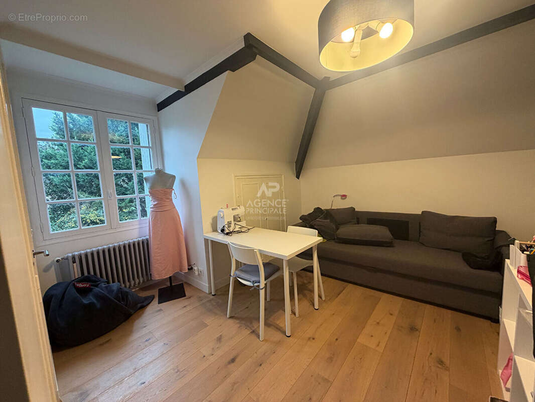 Maison à MAISONS-LAFFITTE