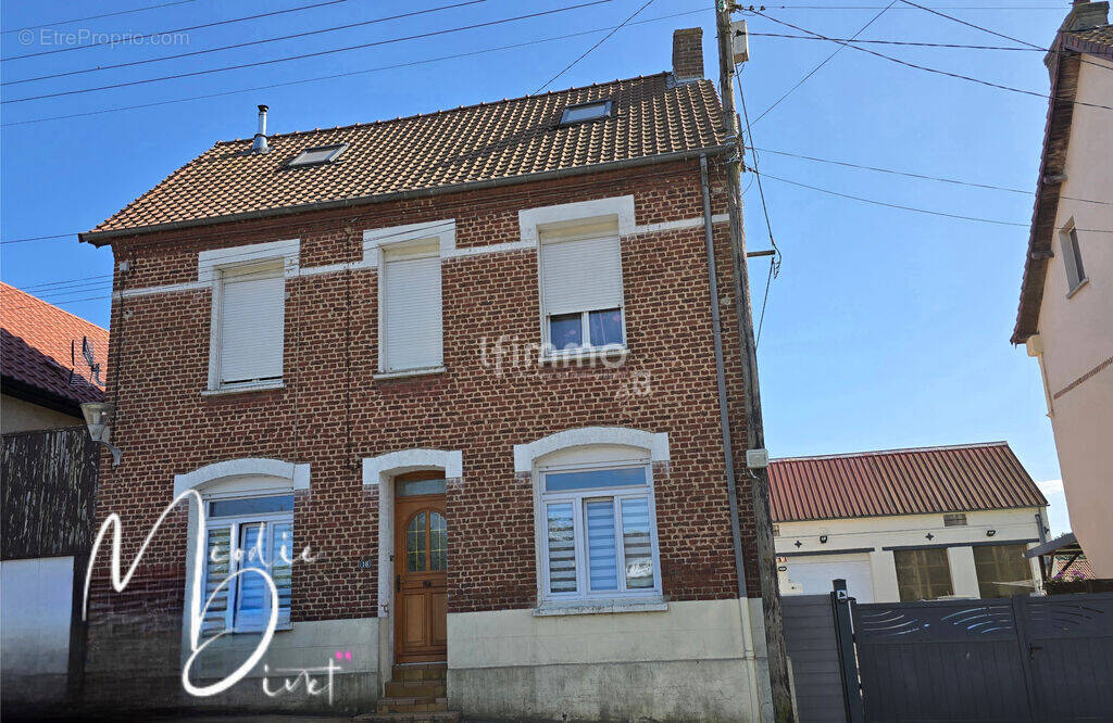 Maison à BUCQUOY