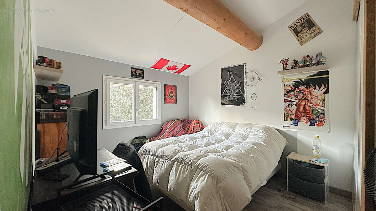 Maison à PELISSANNE