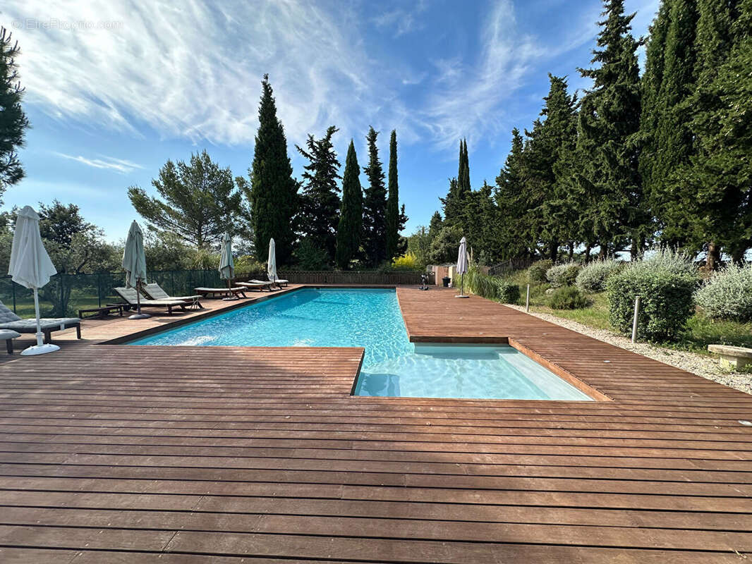 Propriete composee de 7 gites  de 430m² sur terrain de  63547 m². - photo 18