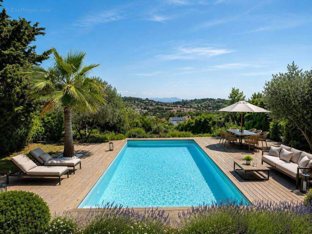 Maison 200 m² à Valbonne  - photo 5