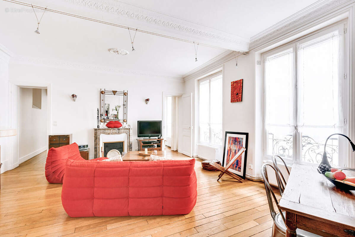 Appartement à PARIS-14E