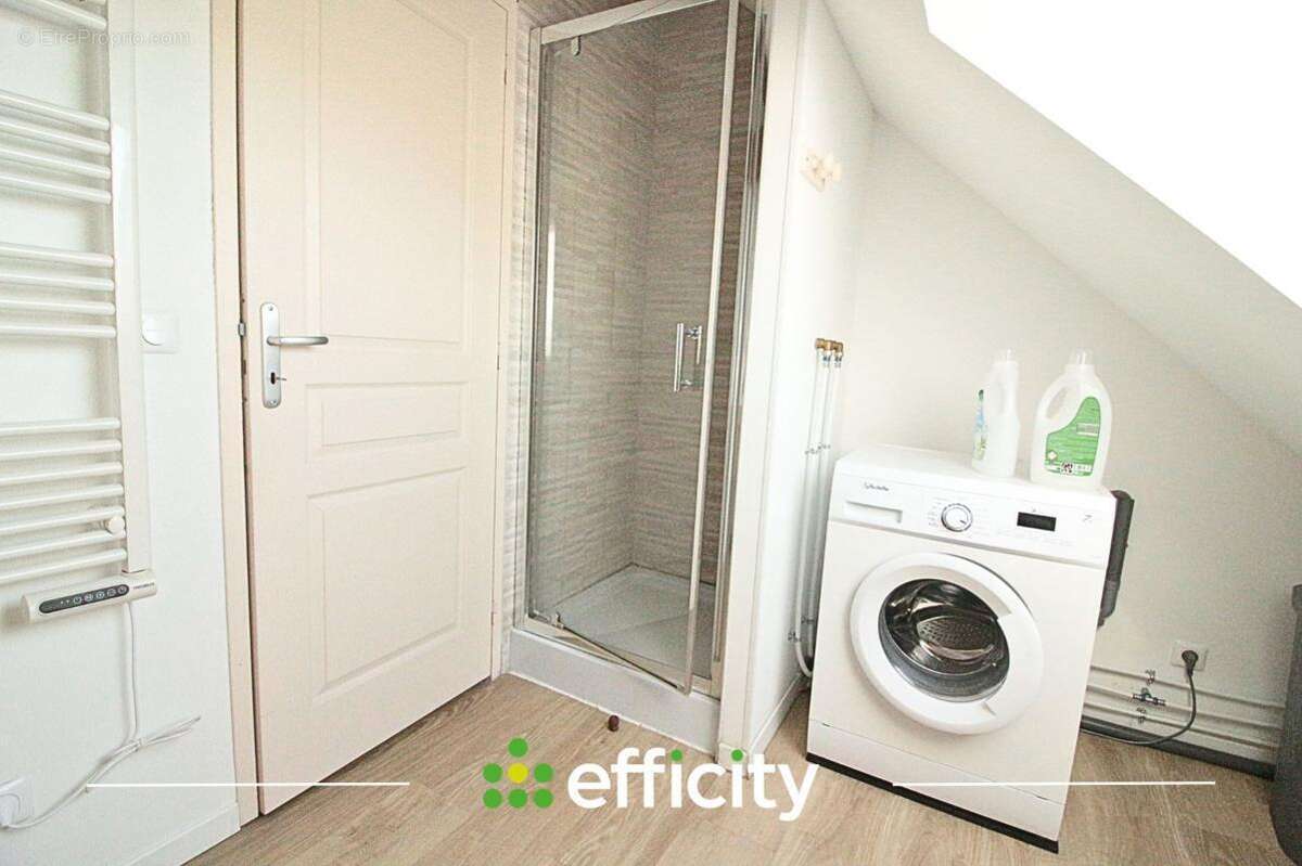 Appartement 587 m² à Colombelles  - photo 14
