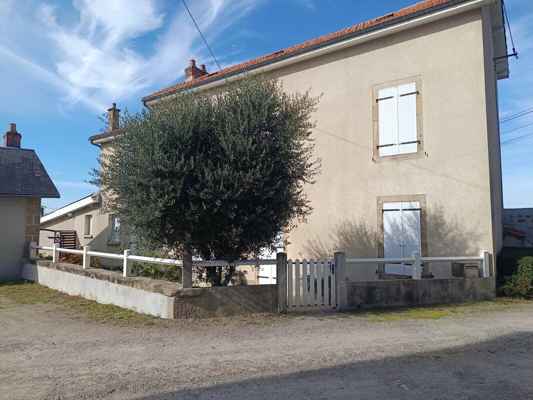 Maison à BRESSUIRE