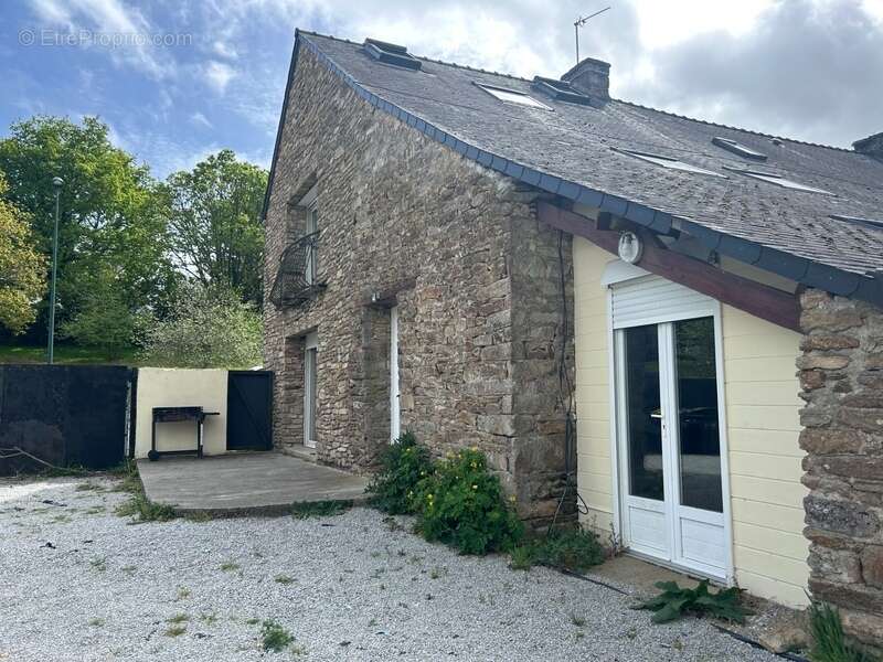 Maison à GRAND-CHAMP