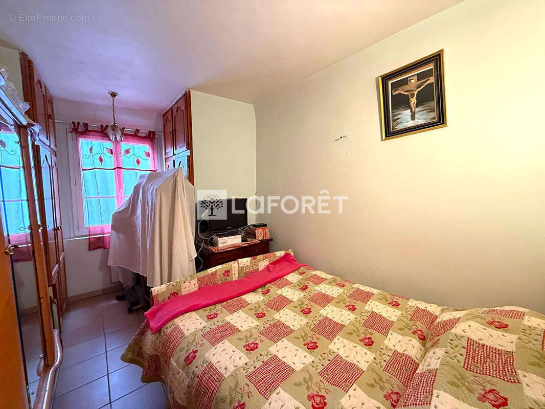 Appartement à PARIS-2E