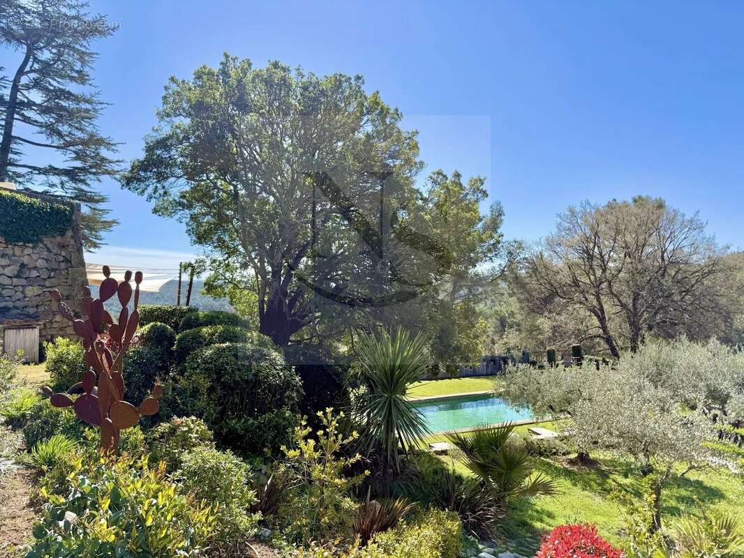 Maison à AIX-EN-PROVENCE