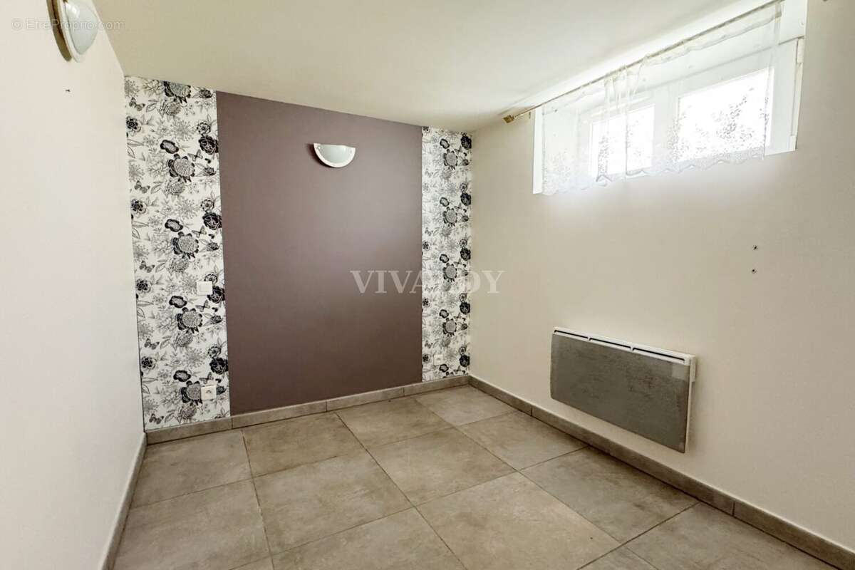 Chambre bis 2 - Appartement à TOULON