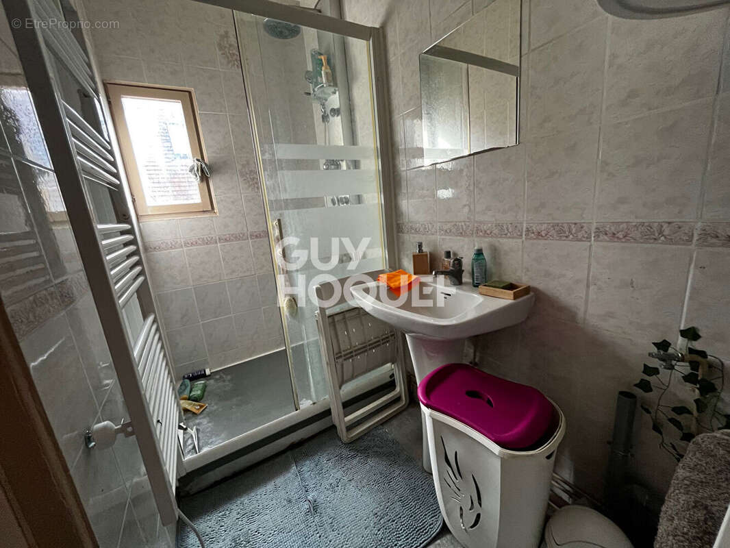 Maison à SAINT-SAUVEUR