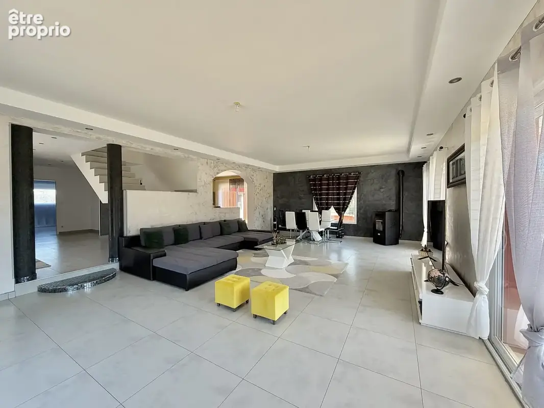 Maison 5 pièces 175 m² à vendre à Tignieu-Jameyzieu (38230) - photo 5
