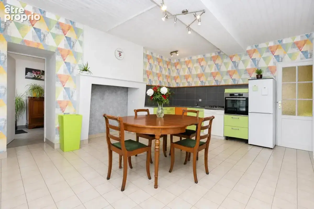 Grande maison de 5 pièces, 185 m², à Senonnes - photo 4