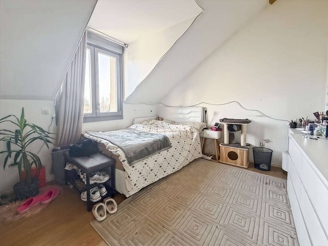Appartement à GIF-SUR-YVETTE