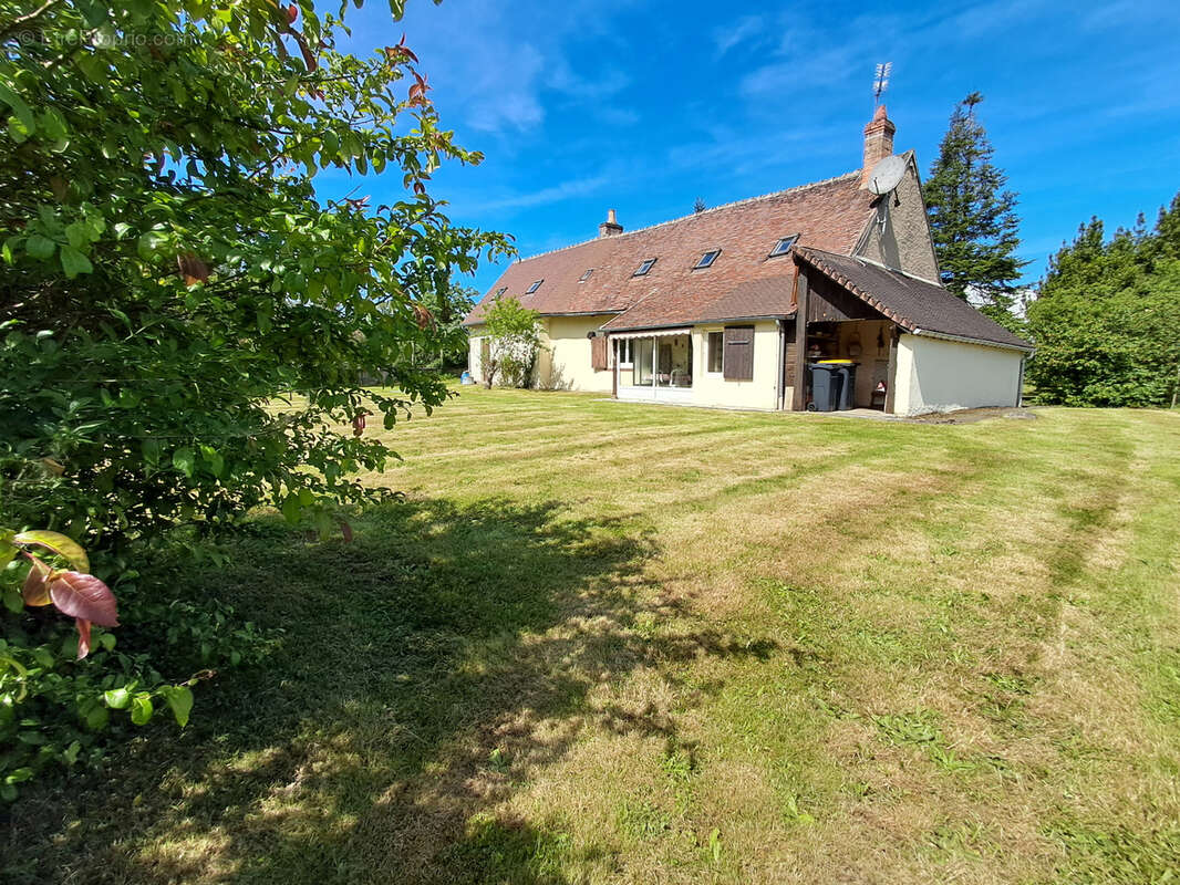 Maison à CHAMPOULET