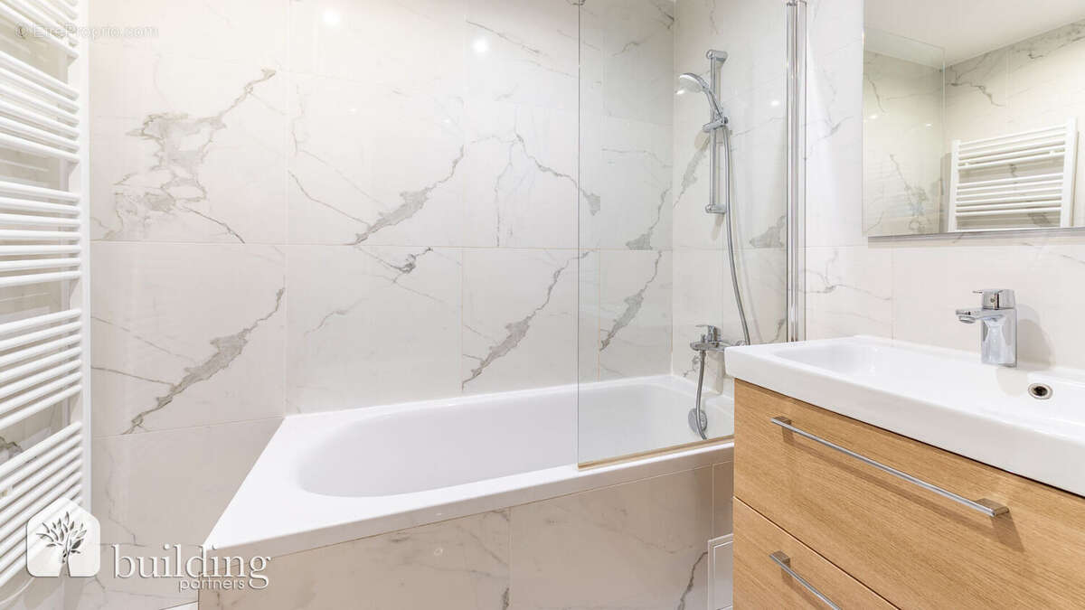 Appartement à LEVALLOIS-PERRET