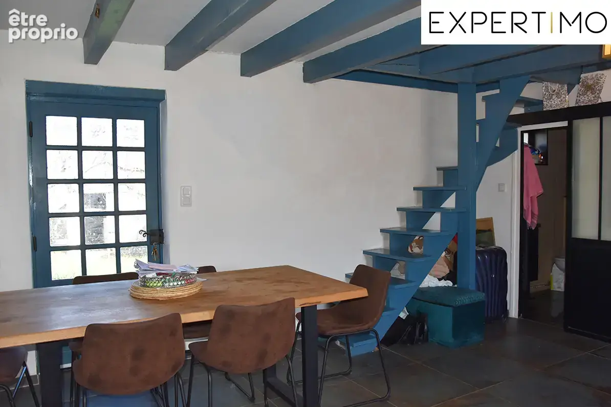 Menat, ensemble de 3 maisons, grange et terrain de tennis sur 7128m2 de terrain plat. - photo 26