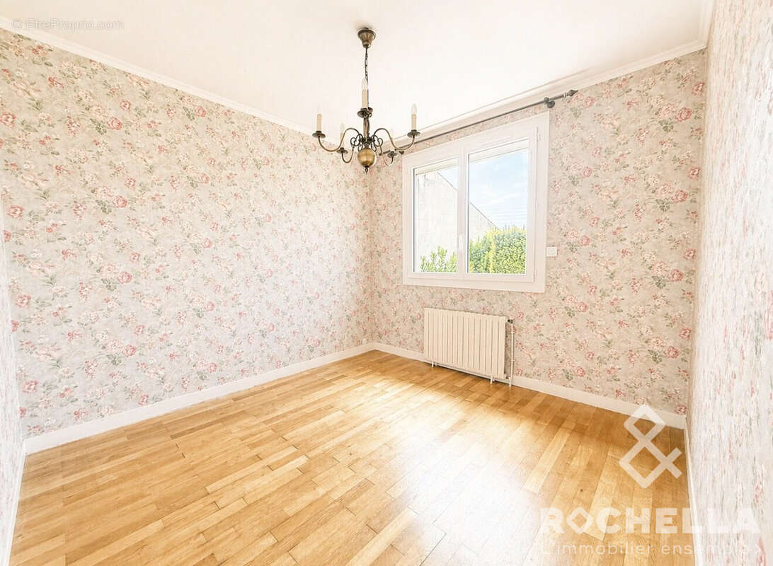 Maison 107 m² à Saint-Jean-D'angely  - photo 5