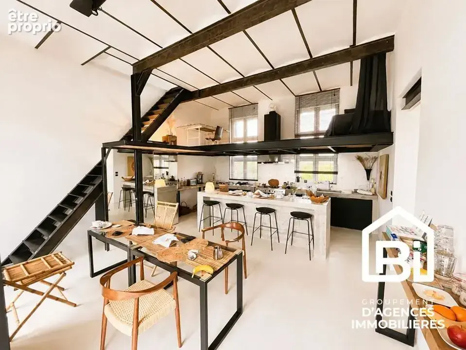 Maison 9 pièces 267 m² à vendre à Fontenay-Le-Marmion (14320) - photo 3