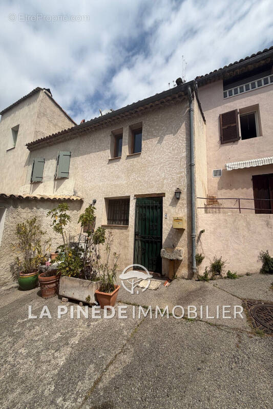 Maison à CAGNES-SUR-MER