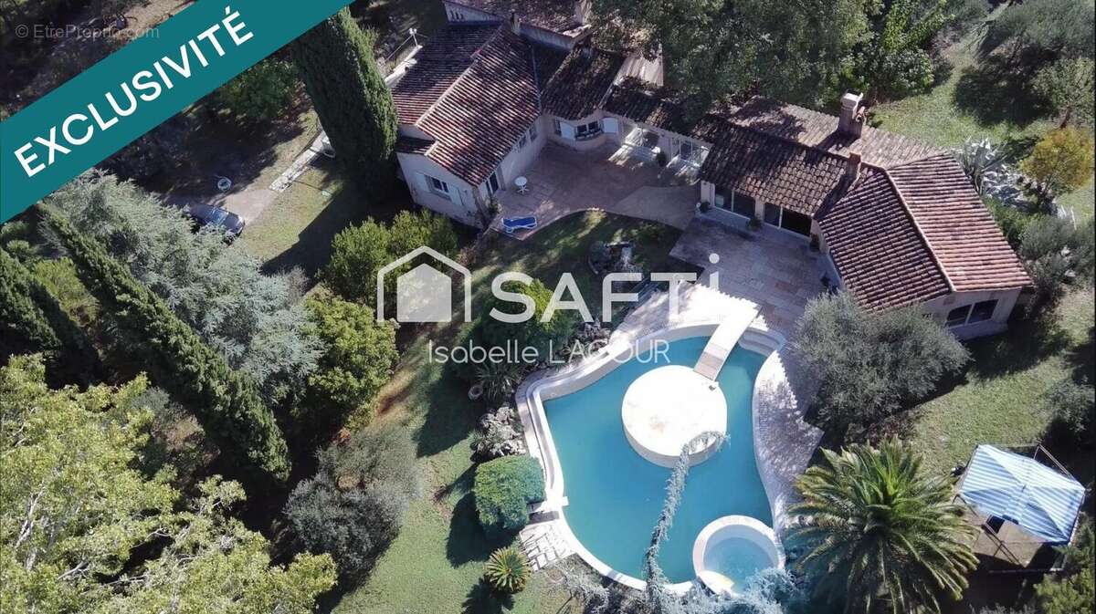 Photo 3 - Maison à SALERNES