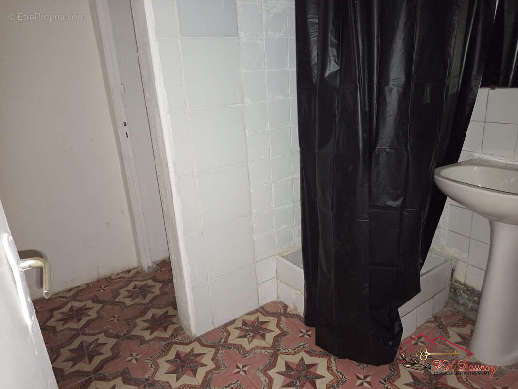 Maison à SAINT-MARTIN-DE-VALGALGUES