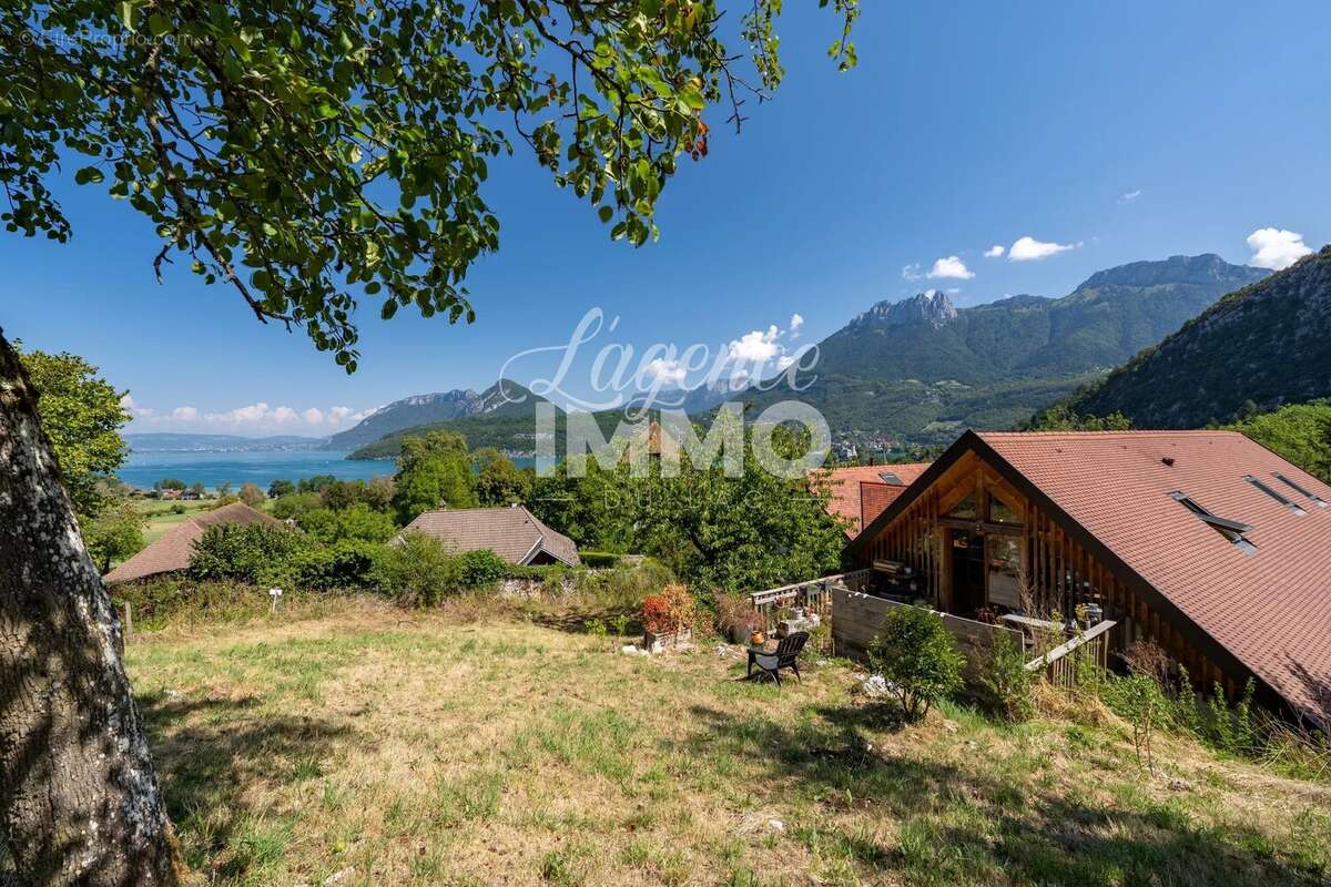 Triplex à DUINGT avec vue lac et grand jardin - photo 3