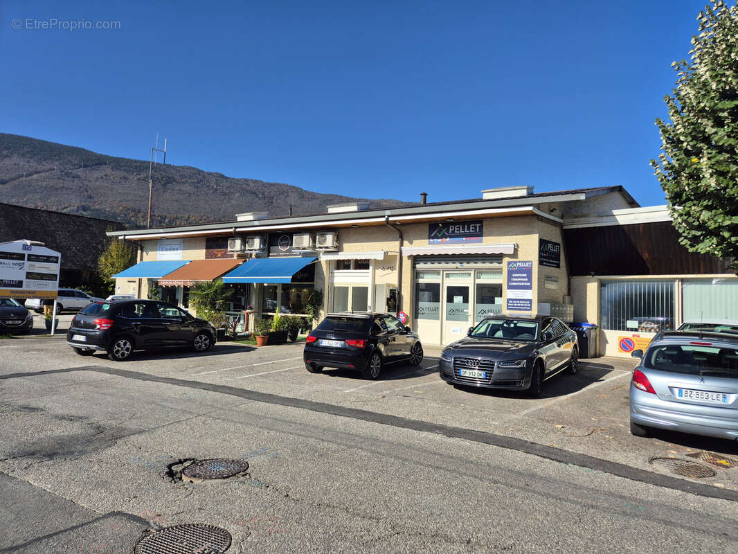 Commerce à SAINT-JORIOZ