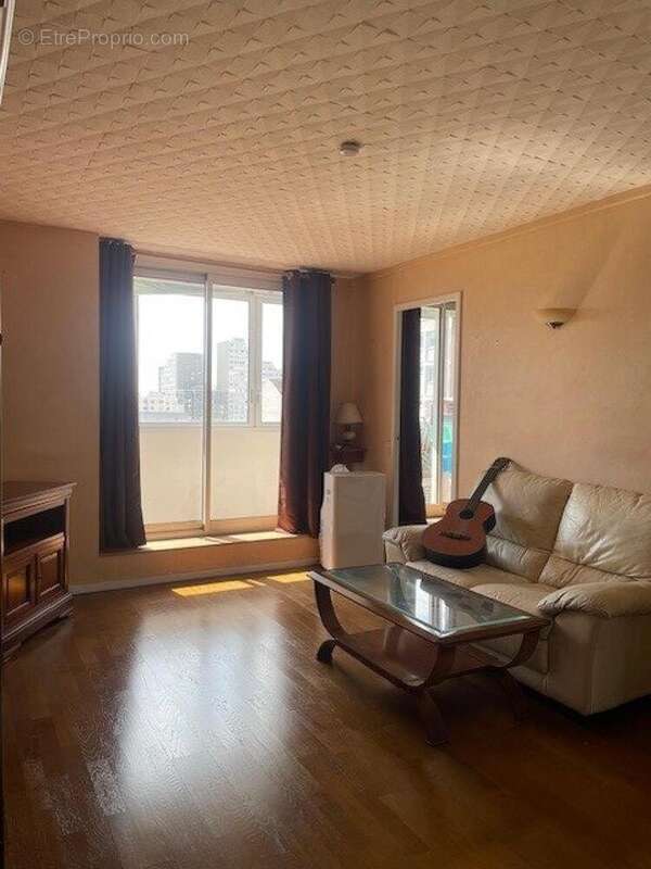 Photo 2 - Appartement à VILLEURBANNE