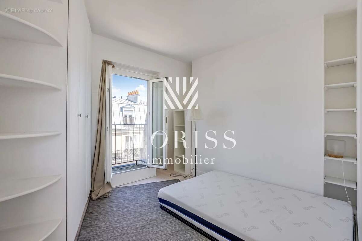 Appartement à PARIS-11E