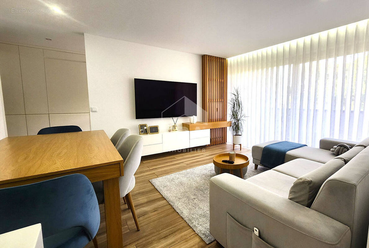 Appartement à LE CANNET