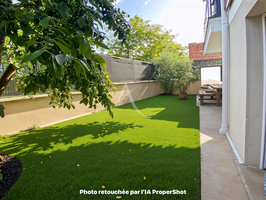 Appartement à JOUY-LE-MOUTIER