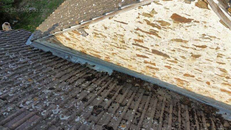 Maison à LIGNEROLLES