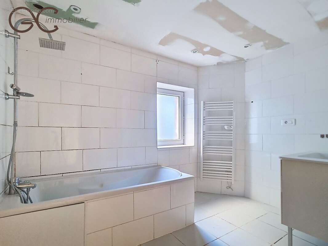 Maison à CESSENON-SUR-ORB