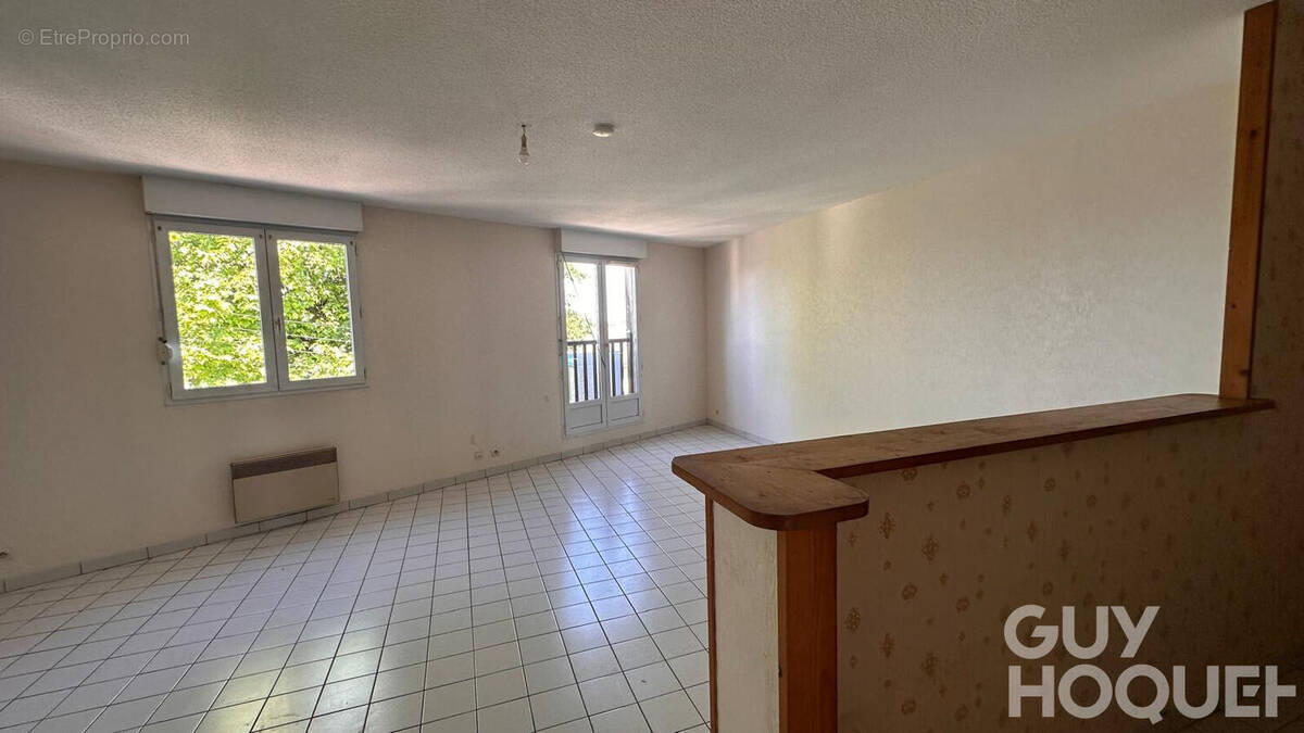 Appartement à NEUVILLE-DE-POITOU