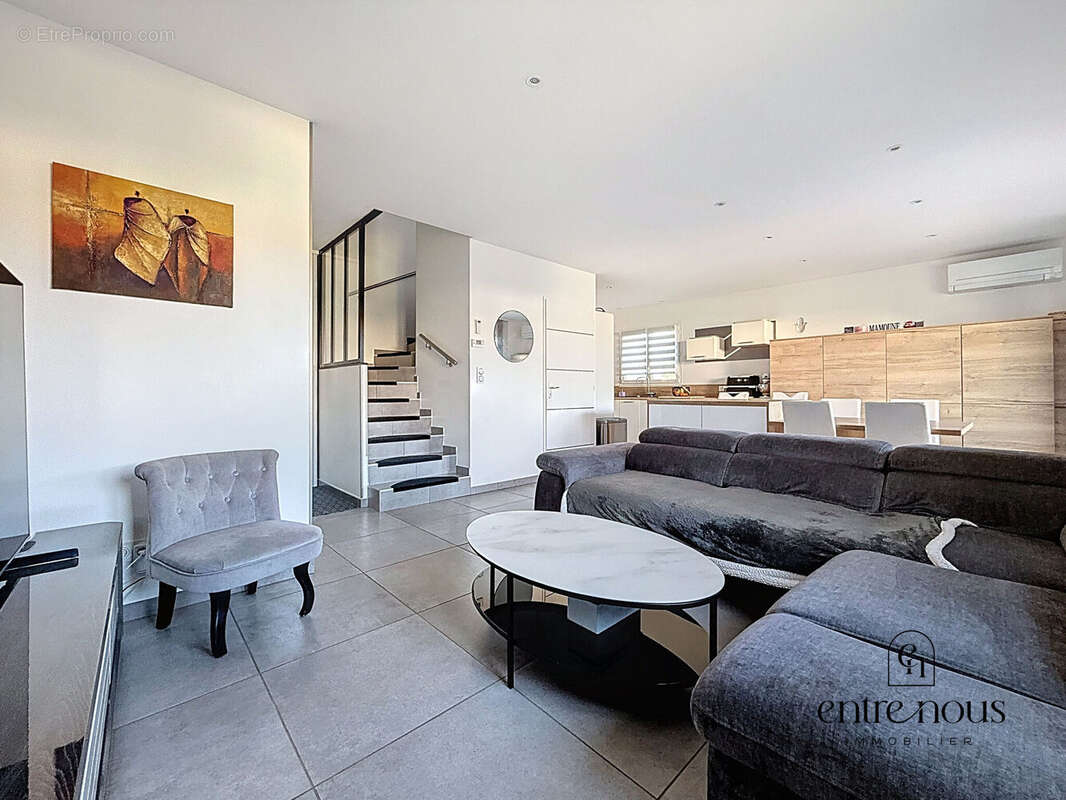 Photo 5 - Maison à SAINT-SAVIN