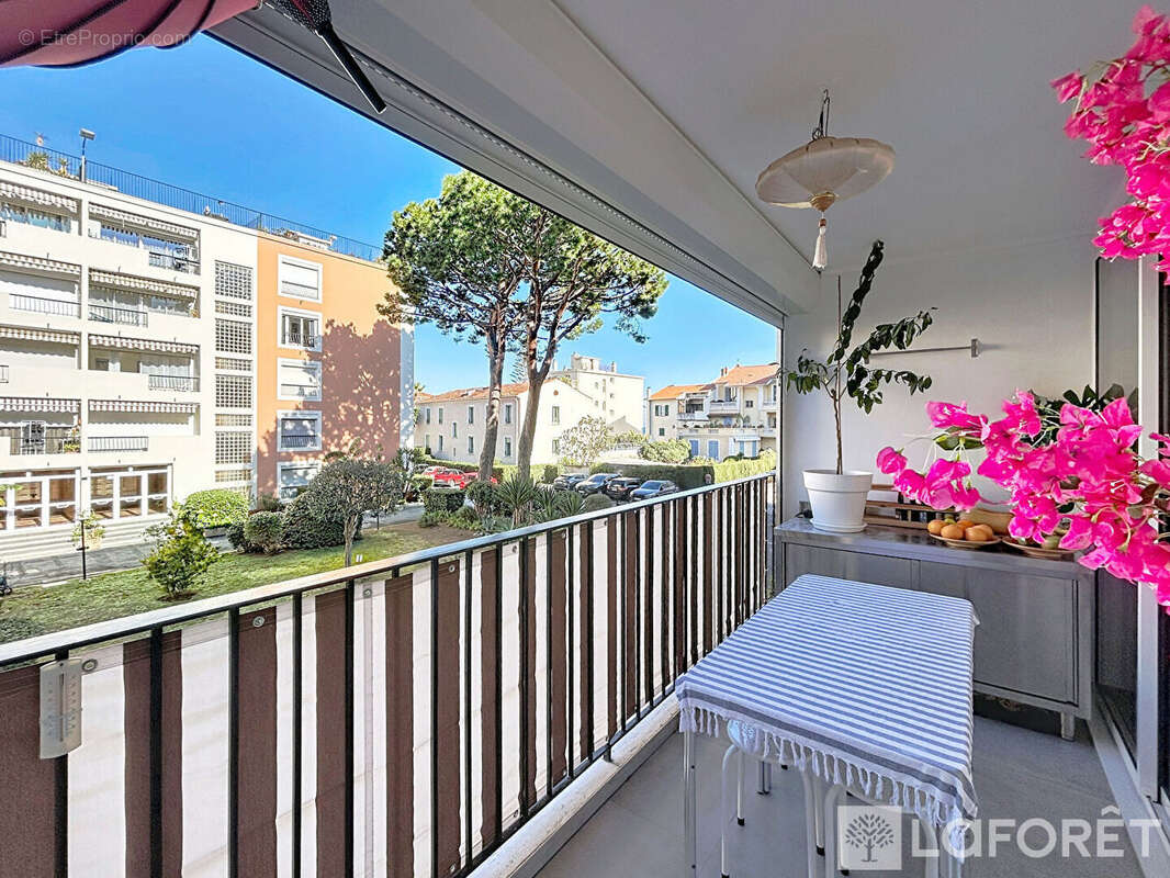 Appartement à ROQUEBRUNE-CAP-MARTIN