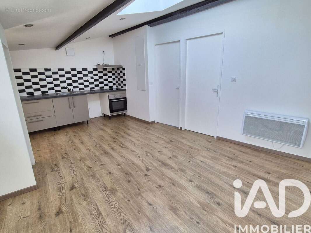 Appartement 43 m² à Mazamet  - photo 2